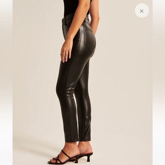 A & F Curve Love Vegan Leather Skinny Pant - Picture 4 of 16
